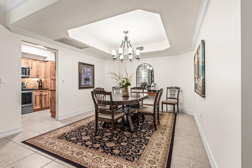Searching for a 2-bed condo in Downtown Boca Raton near Mizner - photo 12