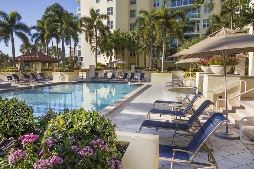 Searching for a 2-bed condo in Downtown Boca Raton near Mizner - photo 34