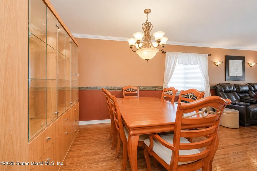 Welcome to 34 Darnell Lane, a well maintained versatile 2 family - photo 7