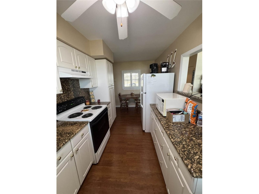 Under contract-accepting backup offers. ~~~Seller - photo 9