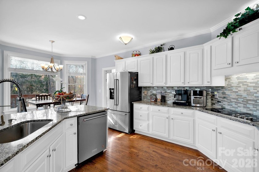 Public Remarks Perfection Piper Glen- This exquisite custom - photo 13