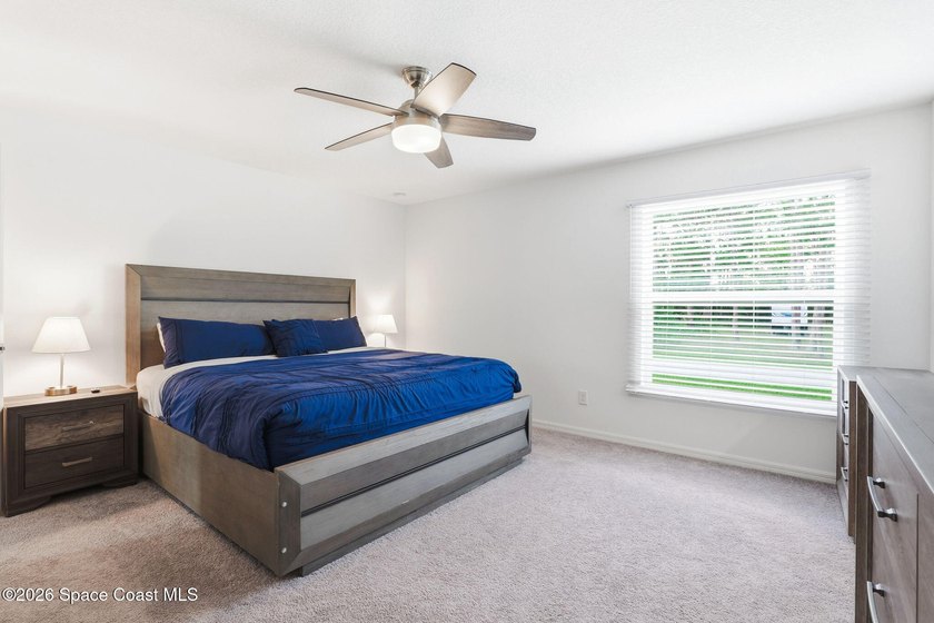 Welcome home to this beautifully designed 4 bedroom, 2 bathroom - photo 15