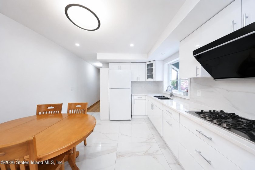 Welcome to 66 Bache Ave-a charming semi-detached home offering 3 - photo 9