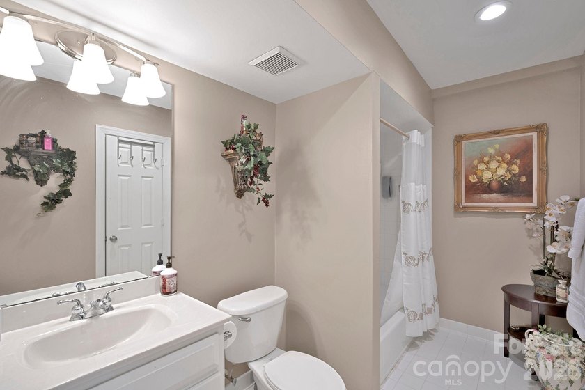 Public Remarks Perfection Piper Glen- This exquisite custom - photo 38
