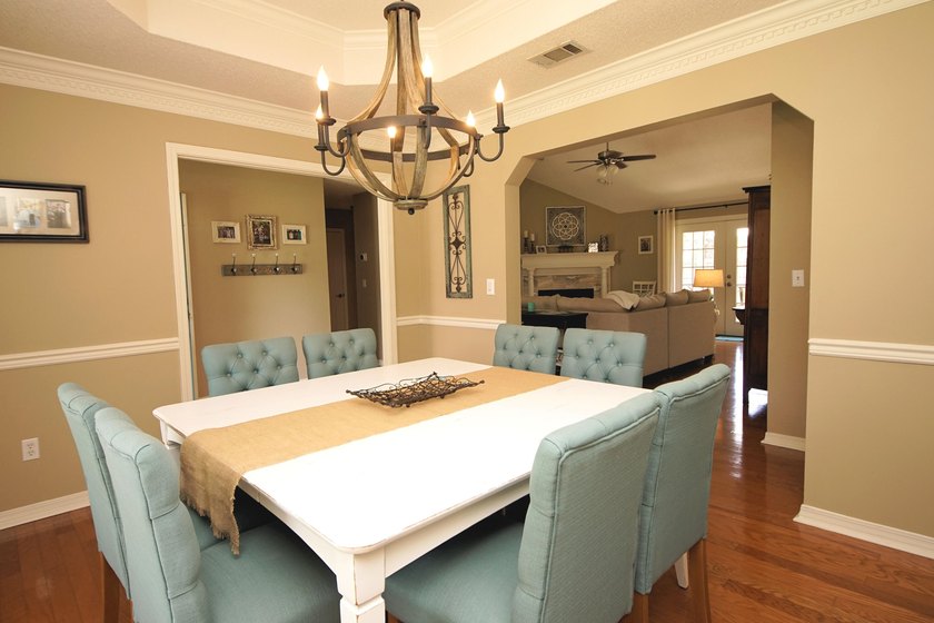 Welcome to the gated community of Parkwood Estates! We are - photo 10