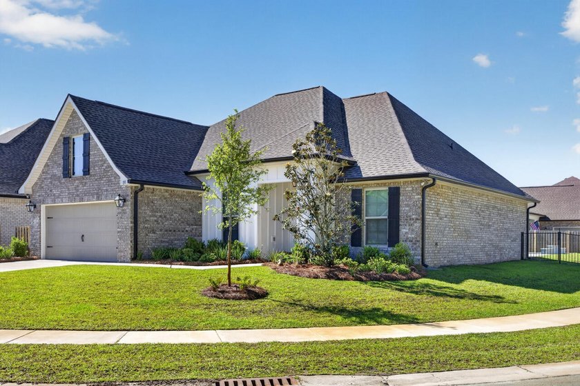 Your Florida Dream Begins Here -- Wrapped in Upgrades, Warmth - photo 5