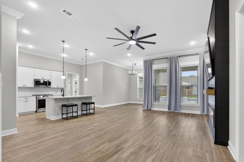 Your Florida Dream Begins Here -- Wrapped in Upgrades, Warmth - photo 7