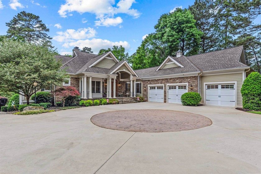 Inside the gates of Reynolds Lake Oconee, on a quiet cul-d-sac - photo 47