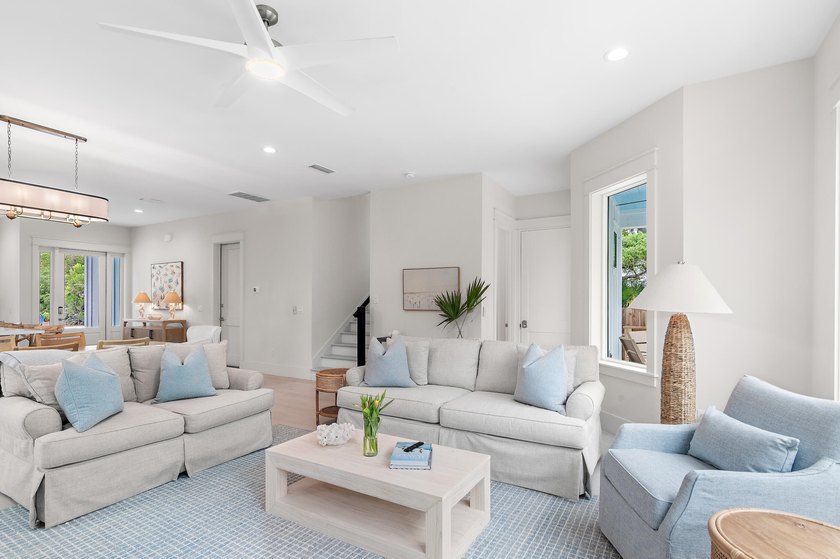 Prominently positioned just moments from the renowned turquoise - photo 7