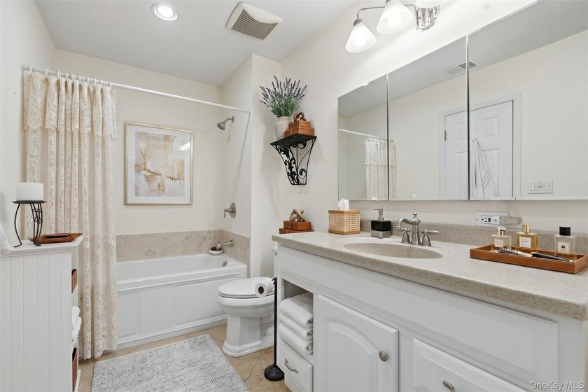 Introducing 100 Daly Blvd #2403-Welcome to resort-style living - photo 10