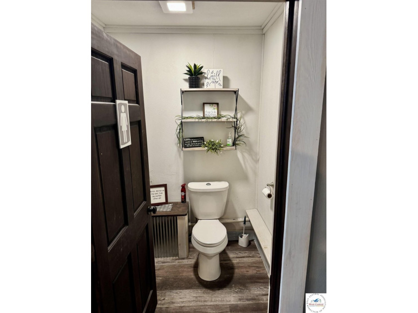 Excellent Income Producing Property with 4 units that are 100% - photo 9