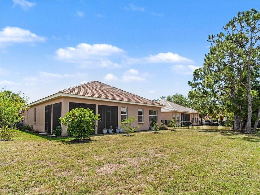 PRICE TO SELL. One or more photo(s) has been virtually staged - photo 37