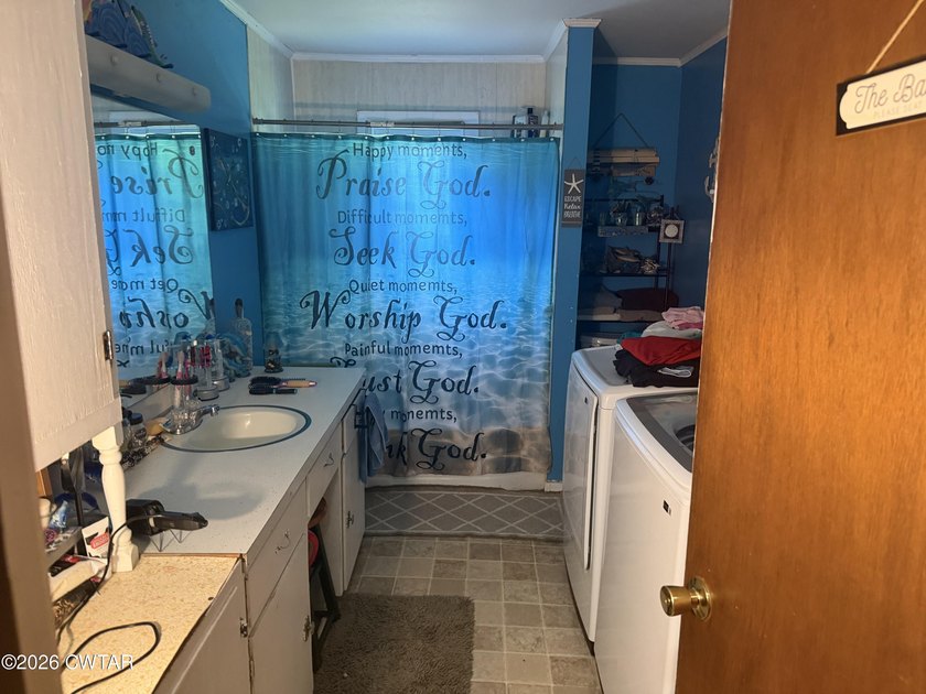 Check out this 3 bedroom, ranch-style home with a barn, shop - photo 8