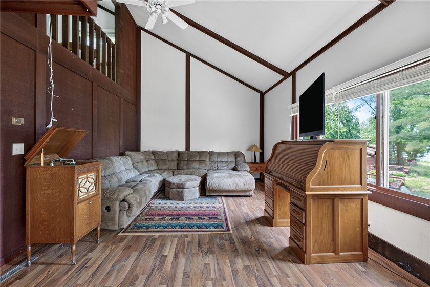 Seller financing available! All furnishings and appliances - photo 8