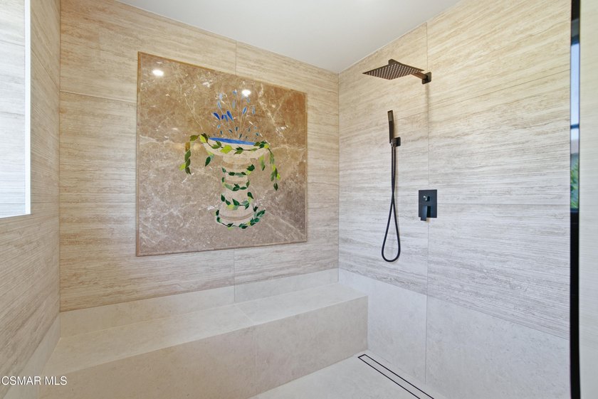 Beautifully remolded two-story home offering 4 bedrooms, 2 1/2 - photo 9