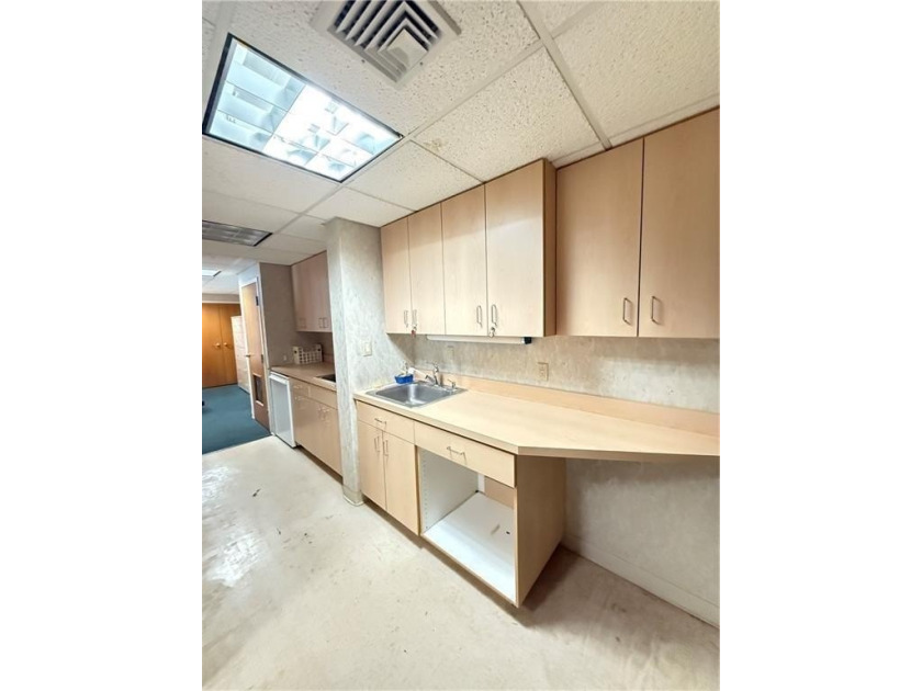 **Prime Commercial Co-op for Sale | Sheepshead Bay | Medical Use - photo 4