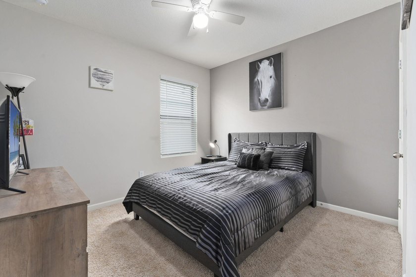 Welcome to this stunning spacious Cali model home located in the - photo 25