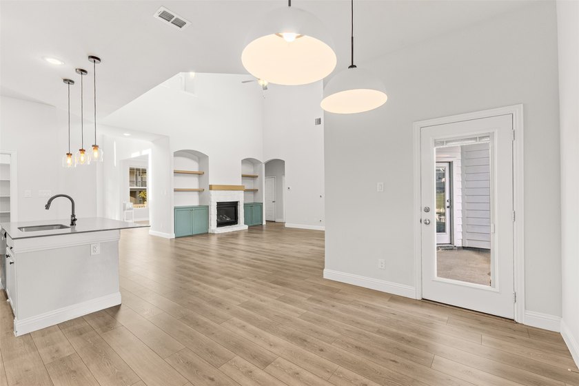 Stunning 2-Story craftsman gem in Capella Park! Featuring - photo 15