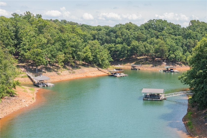 Fantastic Lake Hartwell lot with deep water and a custom-built - photo 5