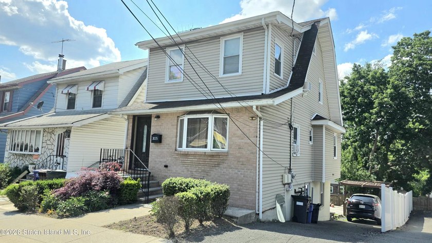 Desirable doctor's row location! Cash buyers preferred. Fully - photo 5