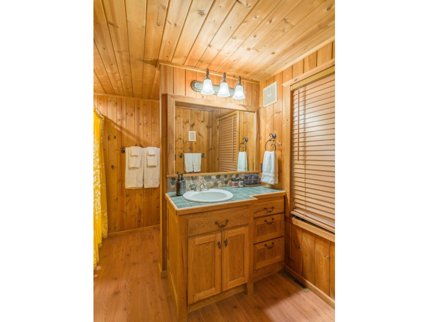In an ever demanding, noisy world, find your escape at 47001 - photo 16