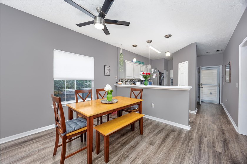 PRIDE OF OWNERSHIP SHOWS IN THIS HIGHLY DESIRABLE 1ST FLOOR, 2 - photo 8