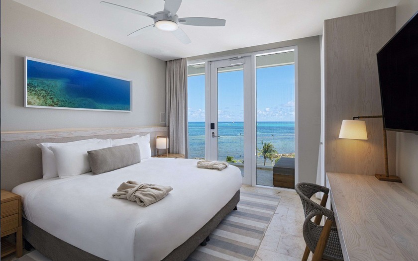 This 2bed 2.5bath Condo with its modern design and blend of - photo 3