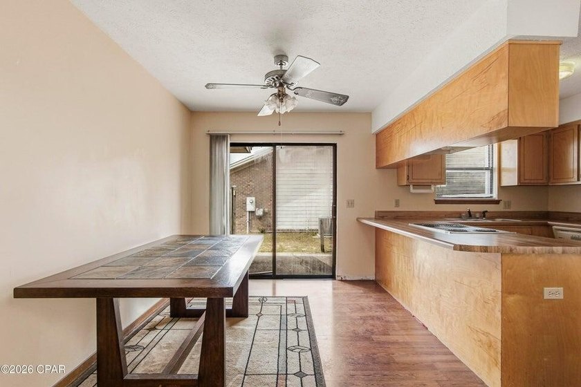 Home built in 1987 featuring 3 bedrooms and 2 bathrooms. This - photo 8