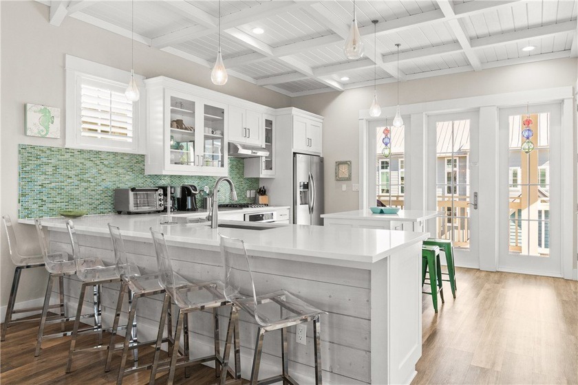 Welcome to this beautifully designed Fireside Park Cottage in - photo 17