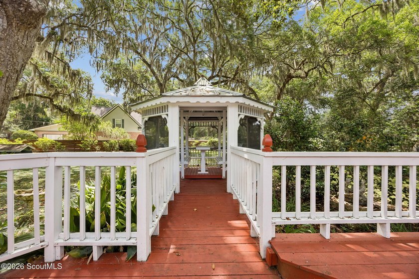 Welcome to 711 Mildred Avenue in historic St. Marys - a charming - photo 37