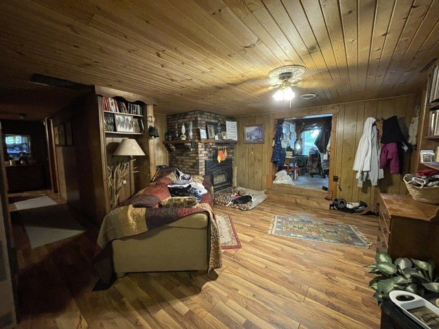 Escape to the Northwoods with this charming 2-bedroom, 1-bath - photo 9