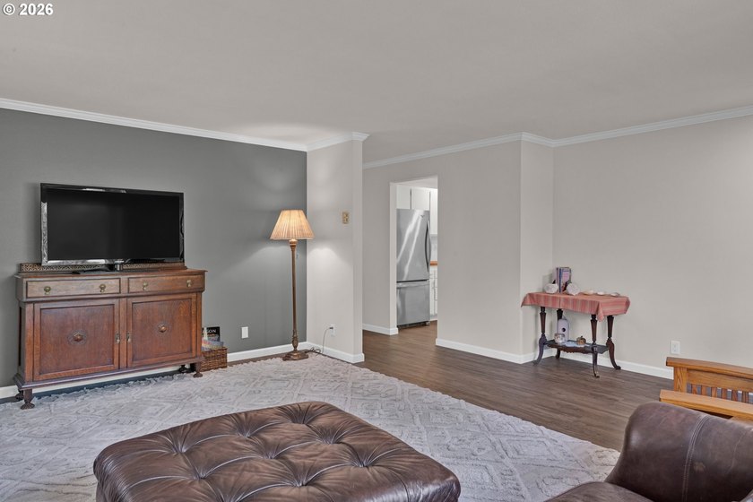 Charming remodeled 3-bedroom home conveniently located just 1/2 - photo 10