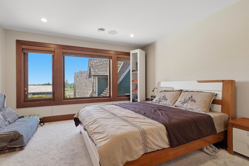 Stunning west coast modern, craftsman estate home in Morgan - photo 27