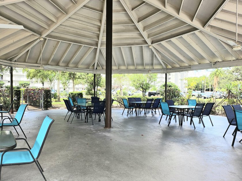 55+ golf course community. This light-filled home features a - photo 10