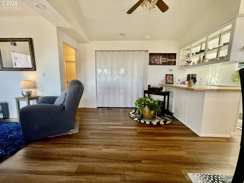 Enjoy coastal living with Pacific Ocean views from this - photo 18