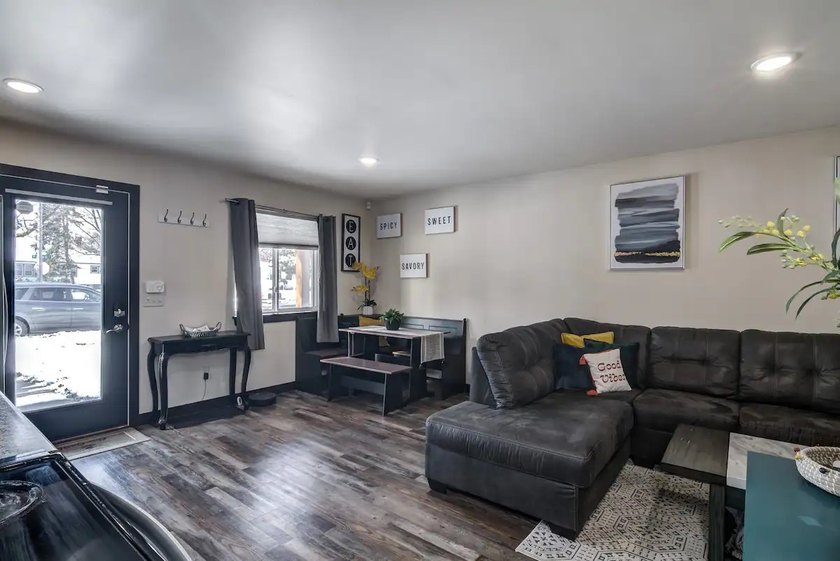 Check out this newer built, move in ready home. This 2 bed, 1 - photo 9