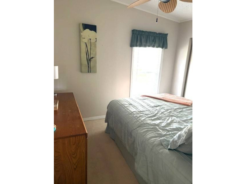 Move right into this beautifully updated 2-bedroom, 2-bath - photo 13