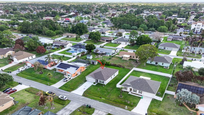 Short Sale Approved!! Beautiful 2023-built home with NO HOA - photo 29