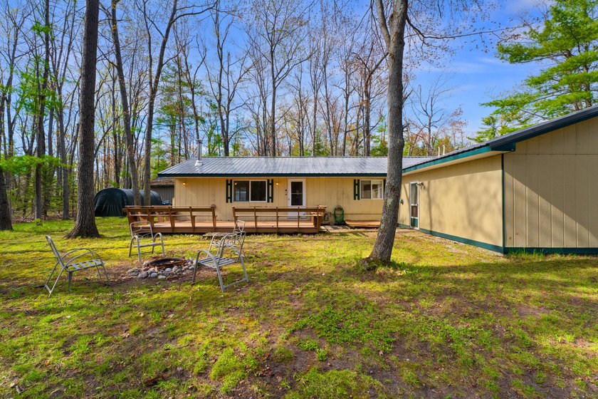 Enjoy northern Michigan living in this well-maintained 3-bedroom - photo 14