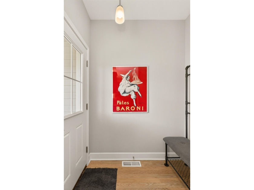 Luxury, comfort, and convenience. Welcome to 159 N Plymouth: a - photo 16