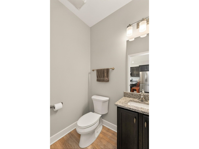 Luxury, comfort, and convenience. Welcome to 159 N Plymouth: a - photo 17