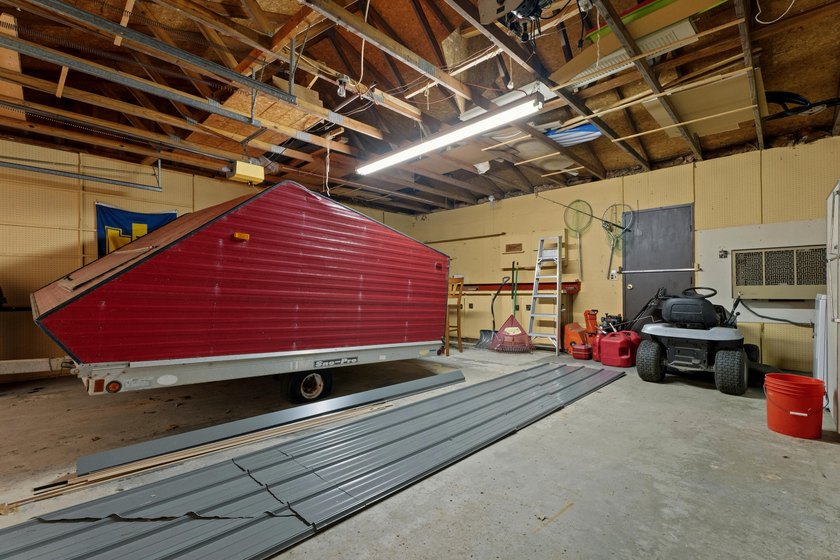 Enjoy northern Michigan living in this well-maintained 3-bedroom - photo 27