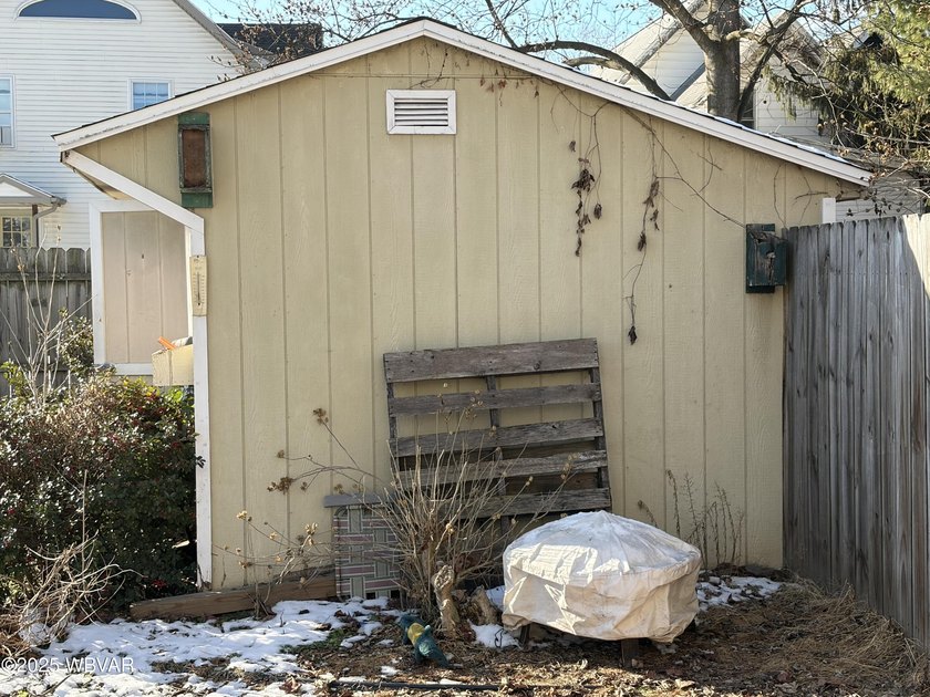 Three bedroom home in Jersey Shore is move in ready. Attic has a - photo 5