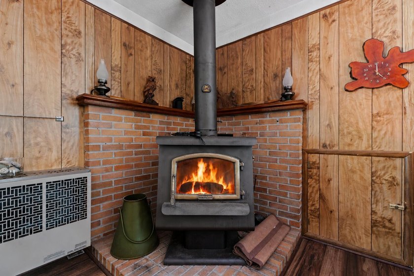 Enjoy northern Michigan living in this well-maintained 3-bedroom - photo 38