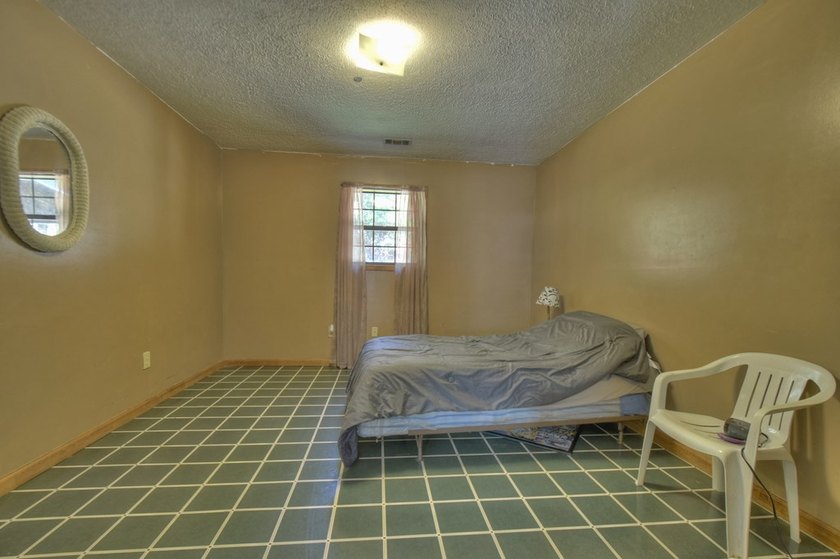 Exceptional investment opportunity! This established Personal - photo 36