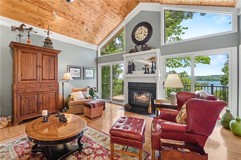 SPECTACULAR YEAR-ROUND WATER VIEWS of Lake Keowee from all of - photo 6