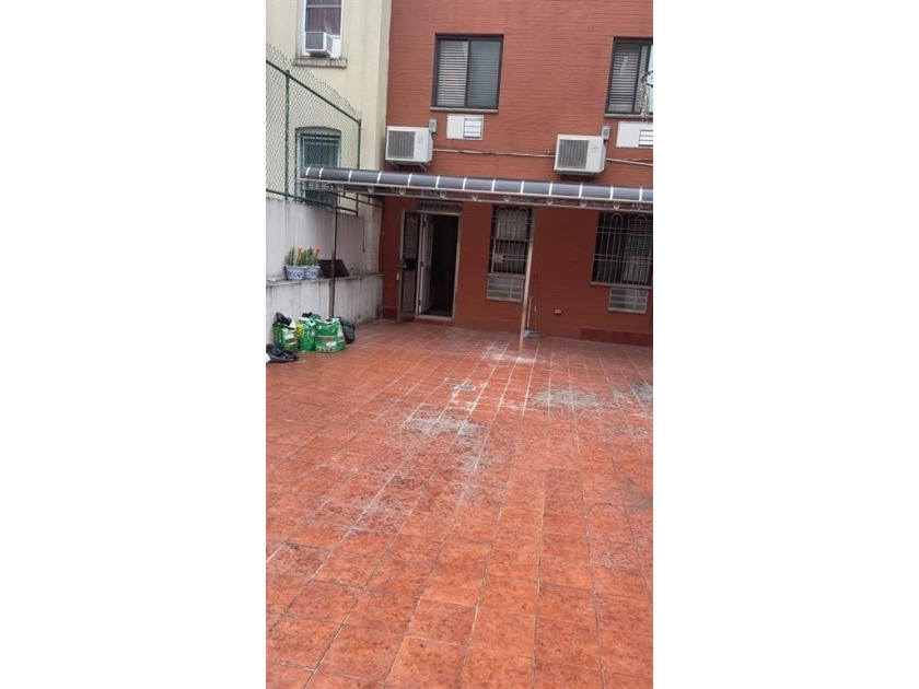 GREAT LOCATION YUNG AGE BUILDING IN NEW YORK BROOKLYN 11220 ,LOT - photo 16