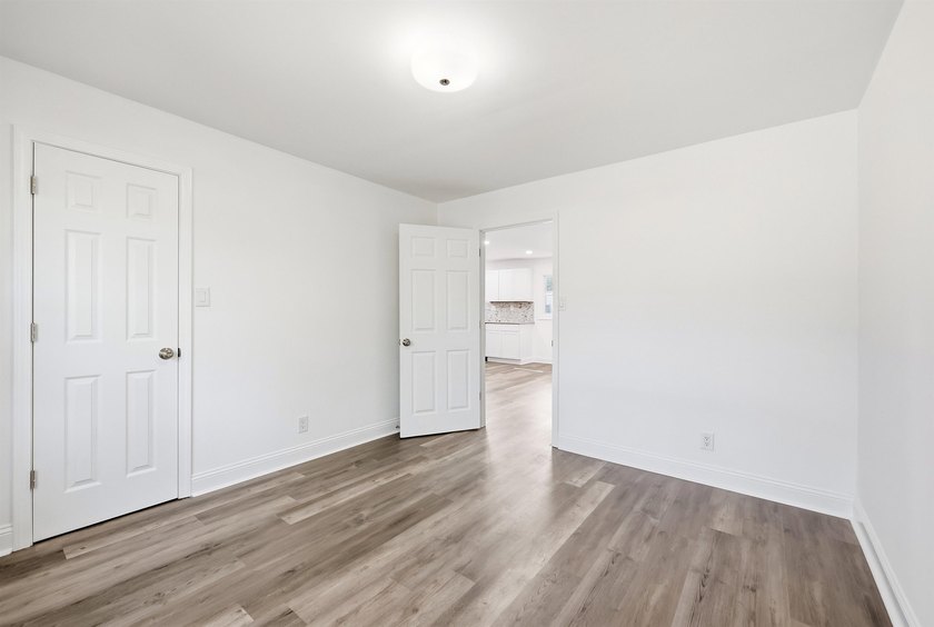 Welcome home to this beautifully remodeled 3-bedroom, 2 - photo 22