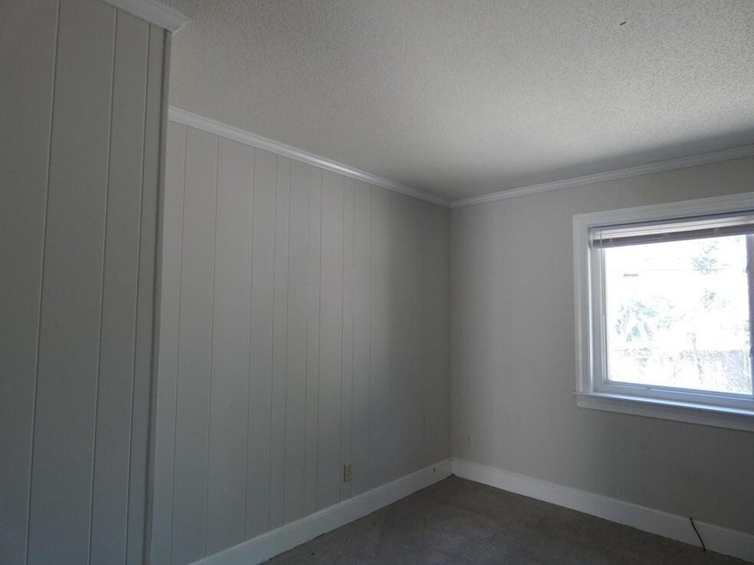 This Charming 4 Bedroom, 2 Bath Brick Ranch In The Desirable - photo 10
