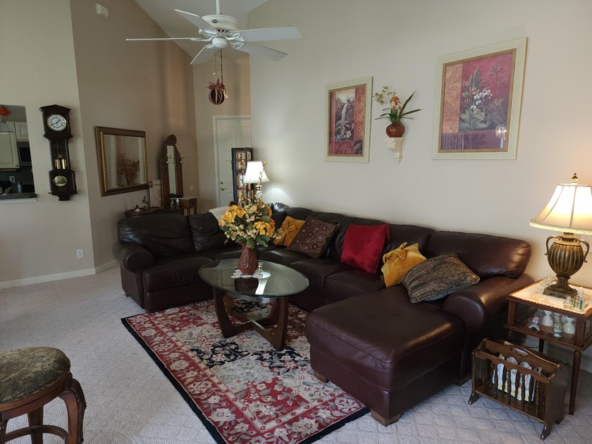 CASCADE - FULLY FURNISHED INCLUDING SILVERWARE, DISHES, POTS AND - photo 26